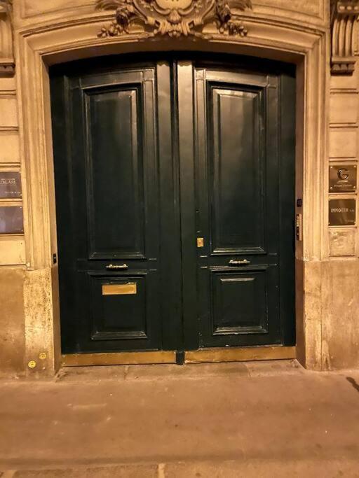 Magnifique Studio Champs-Elysee Apartamento Paris Exterior foto