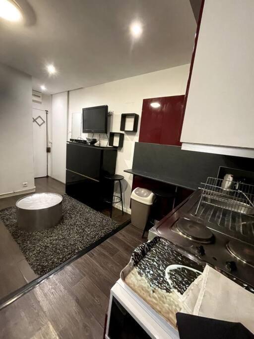 Magnifique Studio Champs-Elysee Apartamento Paris Exterior foto